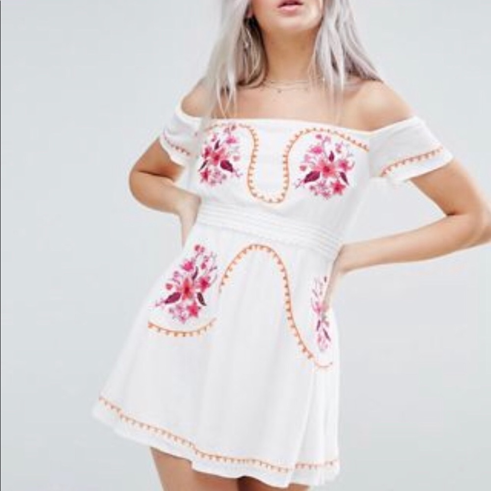 Off shoulder embroidered folk dress